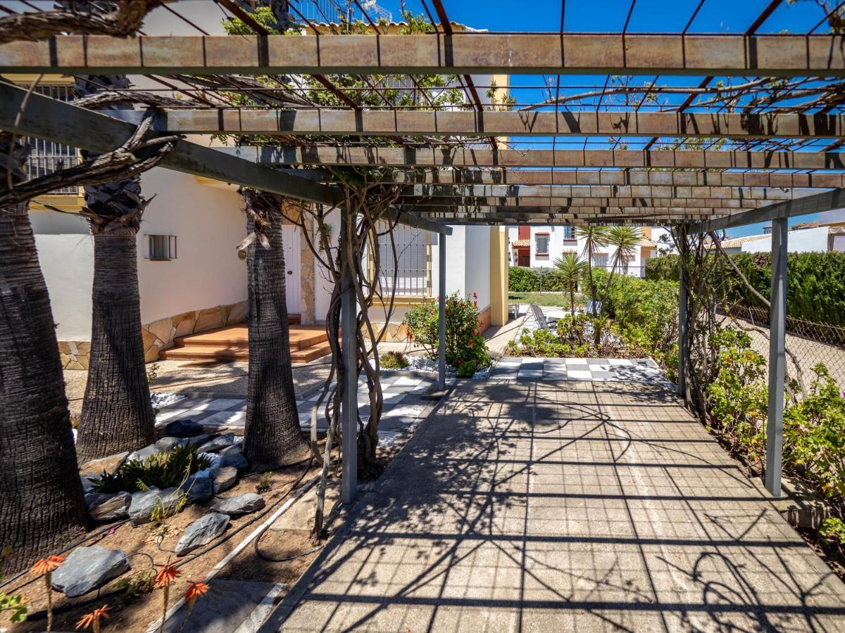 Chalet Sol Y Mar By H Isla Canela Exterior foto